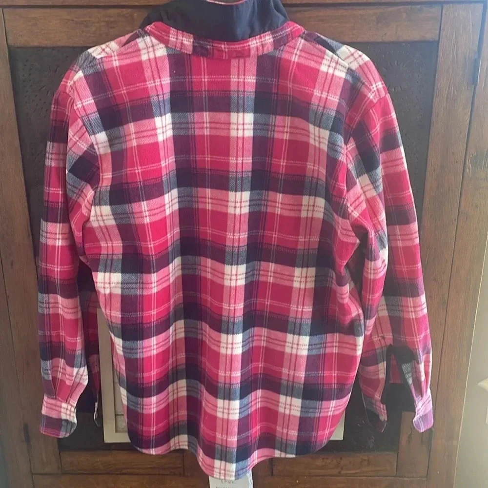 Lee Riders Women’s Button-Down - Picture 3 of 3